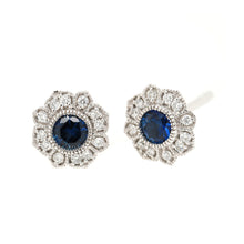 Tiny flower earrings | E4955
